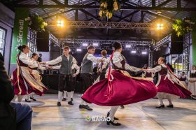 Bar�o celebra inaugura��o hist�rica do Centro Cultural durante a Semana do Munic�pio