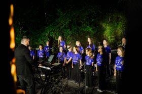 Comunidade salvadorense prestigia abertura do 18� Natal F� e Luz no T�nel de Linha Bonita