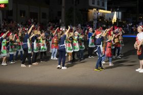 Desfile Natalino encanta S�o Pedro da Serra com luz, cor e emo��o