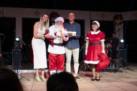 Nem a chuva apagou a magia: S�o Pedro da Serra celebra a abertura oficial do Natal F� e Arte