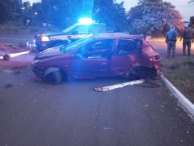 PRF atende acidente grave com tr�s crian�as na BR 470
