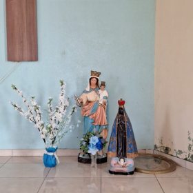 Volunt�rios participam de limpeza de igreja em Estrela