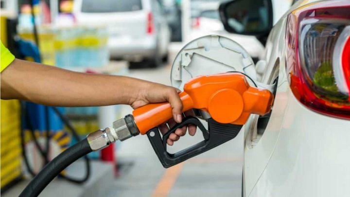 Gasolina nas bombas sobe 1,4%