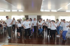 Apae de Salvador do Sul realiza primeiro caf�