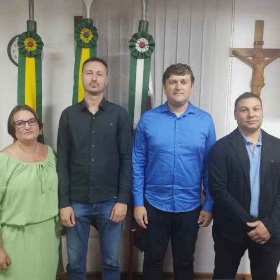 C�mara de Salvador do Sul elege nova mesa diretora