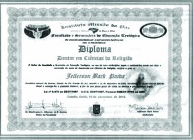 Professor usa diplomas falsos na regi�o