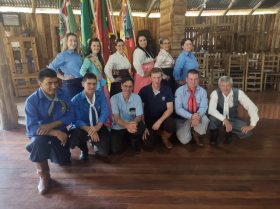 Francisco Santos segue na patronagem do CTG Querncia da Serra