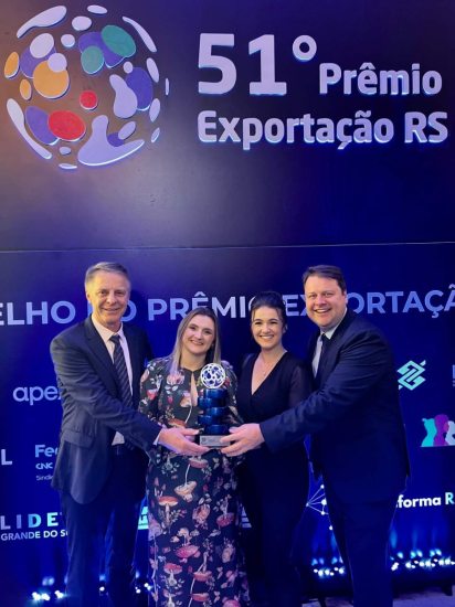 Naturovos recebe prêmio exportação