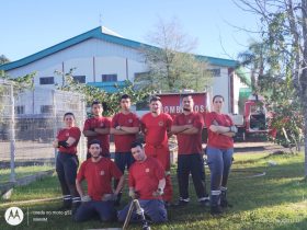 Sete novos bombeiros volunt�rios tem formatura