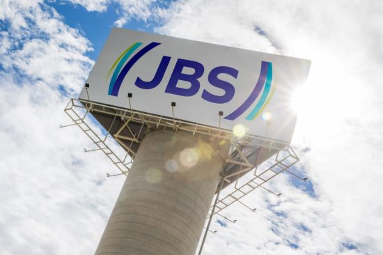 JBS anuncia compra do frigor�fico de su�nos da Languiru de Po�o das Antas por R$ 80 milh�es