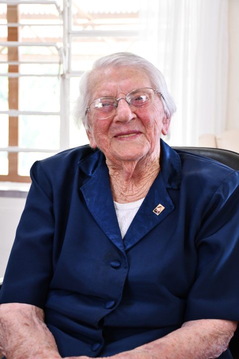 Irm� Teresita, 100 anos esbanjando felicidade