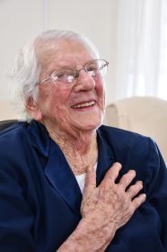 Irm� Teresita, 100 anos esbanjando felicidade