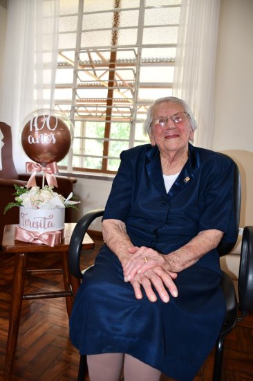 Irm� Teresita, 100 anos esbanjando felicidade