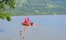 Corpo de homem desaparecido em rio aps caiaque virar em SC  encontrado