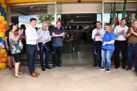 Supermercado Santa Clara em Salvador do Sul � inaugurado