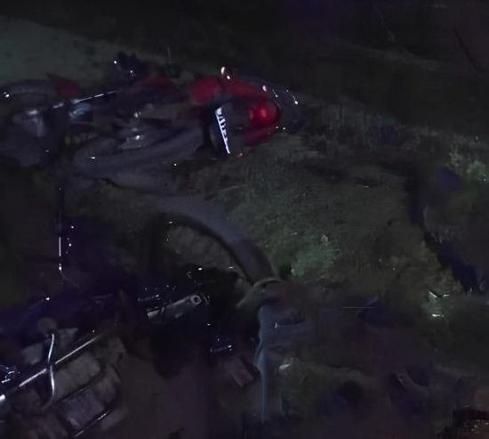 Dois morrem em colis�o entre motos no interior de Brochier