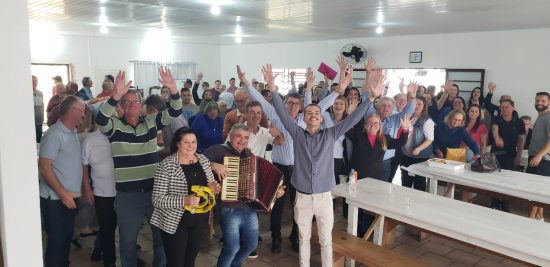 MDB oficializou Laerce e Henrique � prefeitura de Salvador do Sul