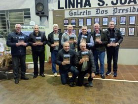 Lan�amento do Livro &lsquo;Lembran�as que n�o se apagam&rsquo; ArranKaTokos