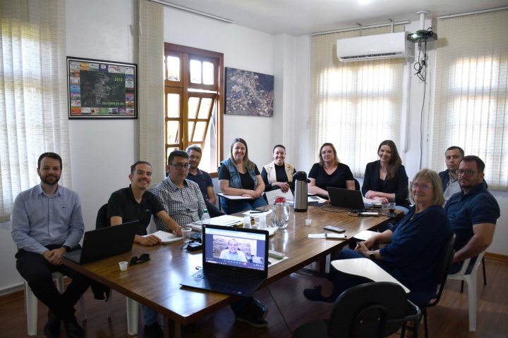 Salvador do Sul j� realizou quatro reuni�es de transi��o de governo