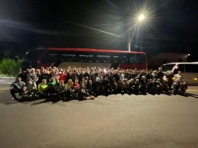 Centenas de moradores do Vale do Ca� participaram recentemente de uma expressiva peregrina��o at� o Santu�rio de Nossa Senhora de Caravaggio