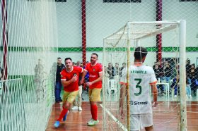 Jogos decisivos das semifinais da Copa Transcitrus movimentam hoje o futsal regional