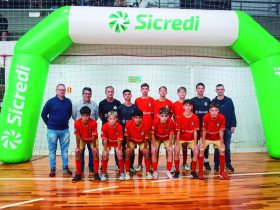 Paverama e Harmonia largam na frente na 6 Copa Transcitrus de Futsal