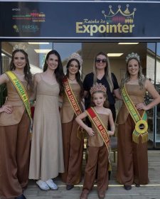 Soberanas da Expointer vestem a identidade cultural de Salvador do Sul