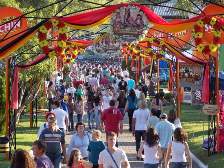 Oktoberfest de Marat inicia neste sbado com programao diversificada