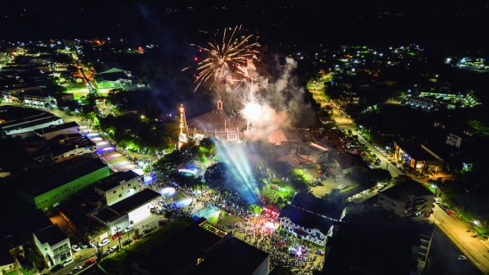 Desfile de Natal - Festurito vai � F�brica do Papai Noel