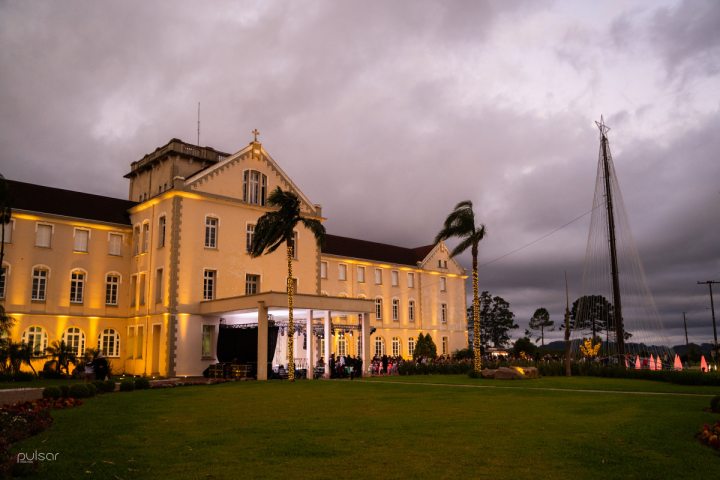 Villa Santo In�cio divulga programa��o oficial do Encantos de Natal, em parceria  com a Prefeitura