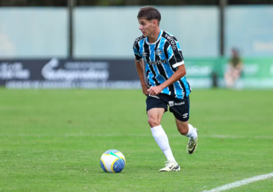 Jeferson Forneck, a nova aposta gremista no Campeonato Ga�cho