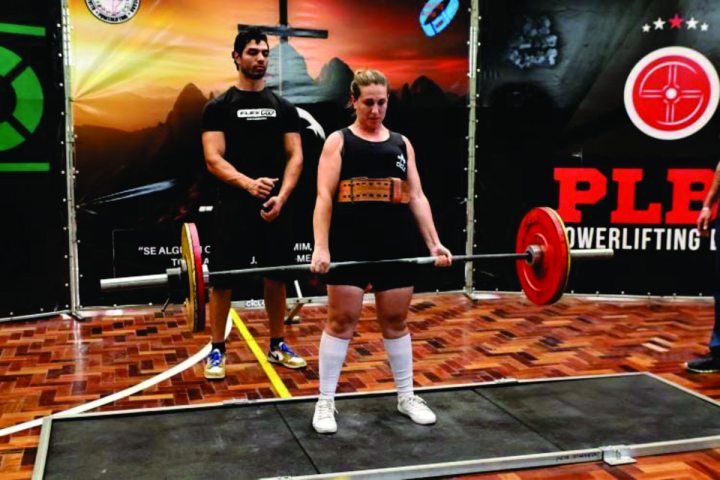 Atleta de S�o Pedro da Serra conquista p�dio em estreia no powerlifting