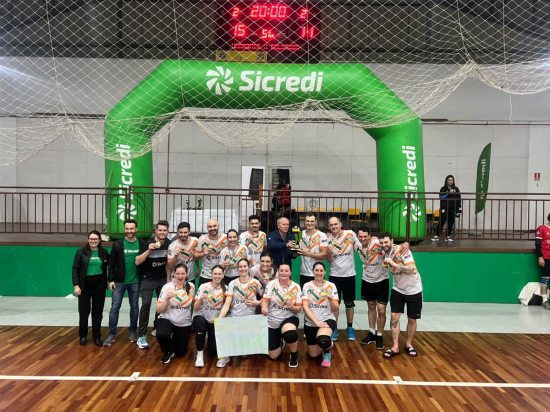 Harmonia � bicampe� da Copa Transcitrus de V�lei