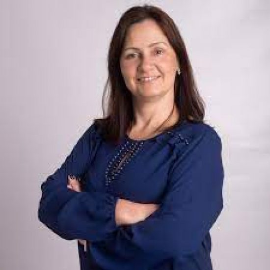 Gisele Schneider (Republicanos) - Marat�